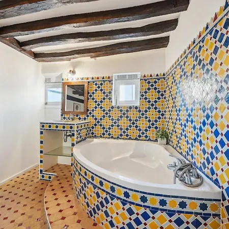 Apartment Bnbnook - Sunny 2br Duplex Near Seine & Notre-dame Paris